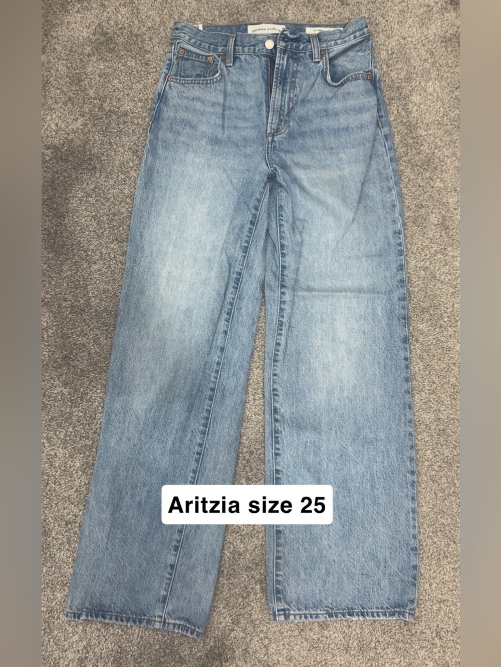 Aritzia Straight Leg Jeans in Light Wash Blue